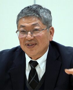 山崎 茂 校長のページへ