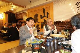 高28回2023同期会二次会3EF-0478.jpg