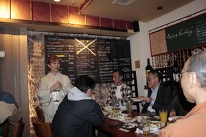 高28回2023同期会二次会3H-0401.jpg