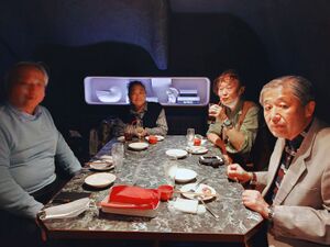 高28回2023同期会幹事慰労会10.jpg