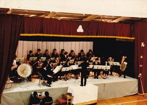 1982 ブラスバンド班 OB演奏会 小学校音楽教室.jpg