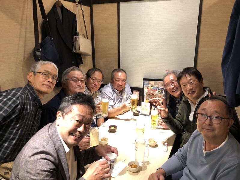 ファイル:2024.10.26同期会2次会(新宿はなの舞).jpg